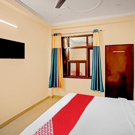 Hotel O Pari Hotel Ghaziabad Zewnętrze zdjęcie